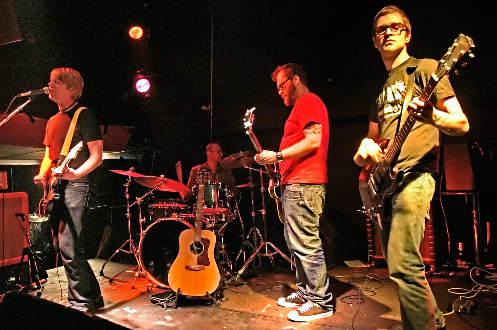 Live, 2004. Photo: Riitta Supperi